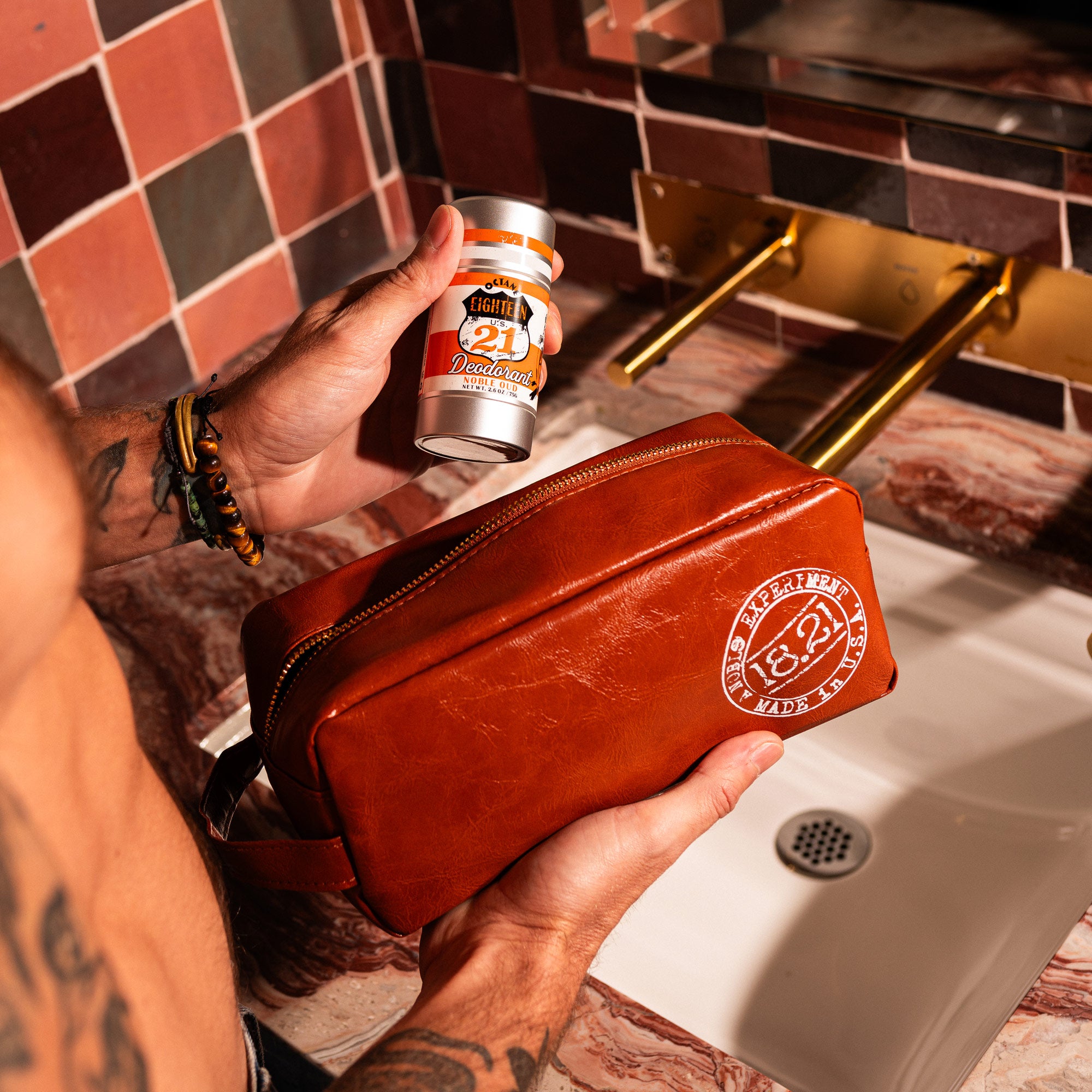 Noble Oud Dopp Kit Travel Pouch